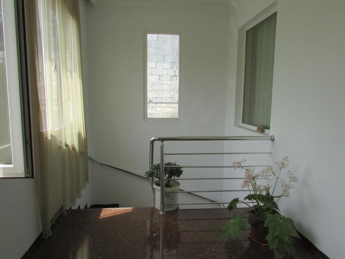 Jesis Batumi Hostel Kültér fotó