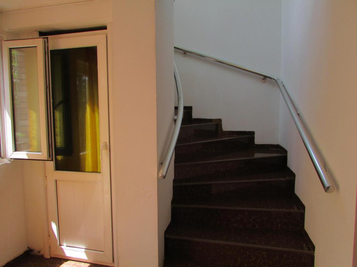 Jesis Batumi Hostel Kültér fotó